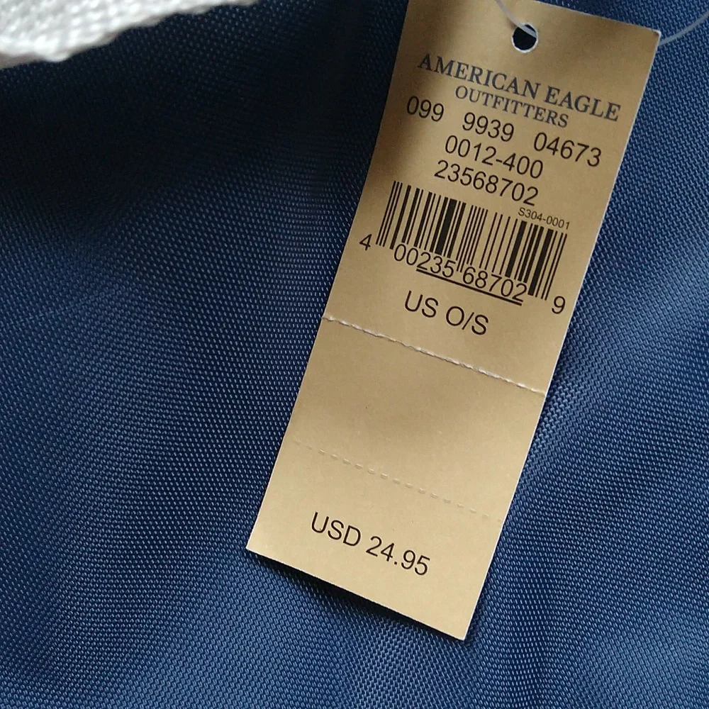 American Eagle nylon duffle bag. NWT! - Picture 2 of 5